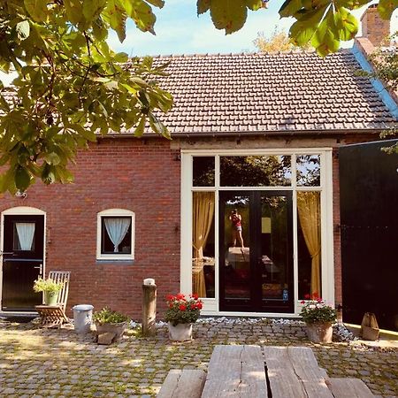 Logeren Op De Thoolse Parel Vakantiehuis Stavenisse Экстерьер фото