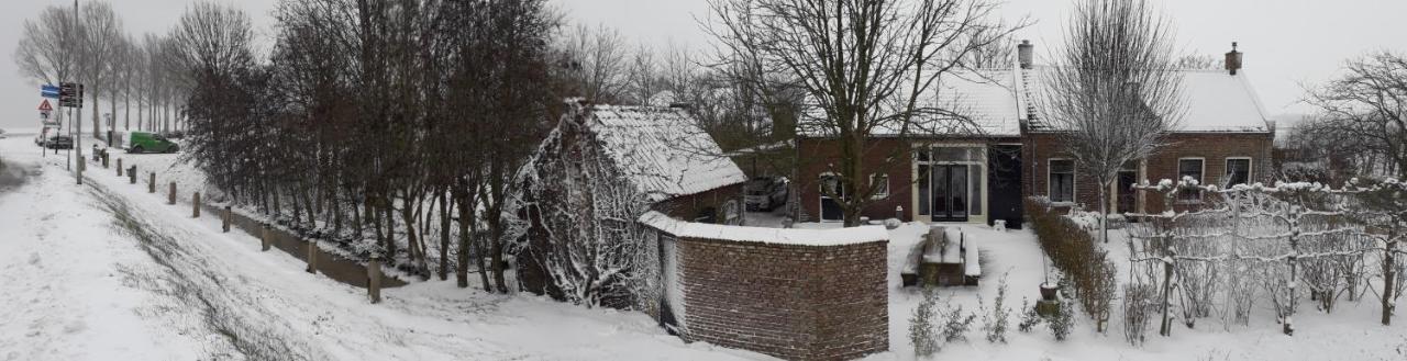 Logeren Op De Thoolse Parel Vakantiehuis Stavenisse Экстерьер фото
